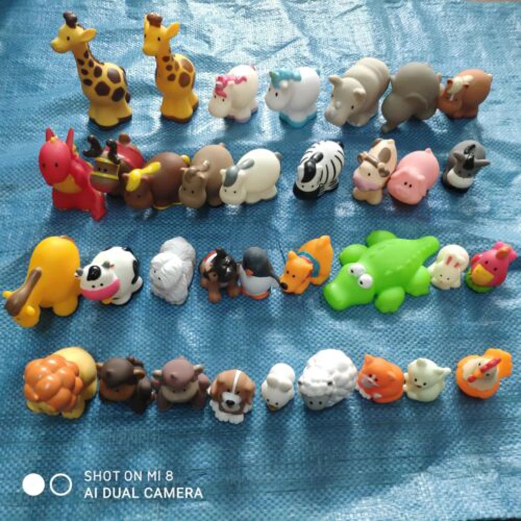 ELC Happyland Farm Barn Zoo Animals Dog Cat Horse Cow Zebra Parrot