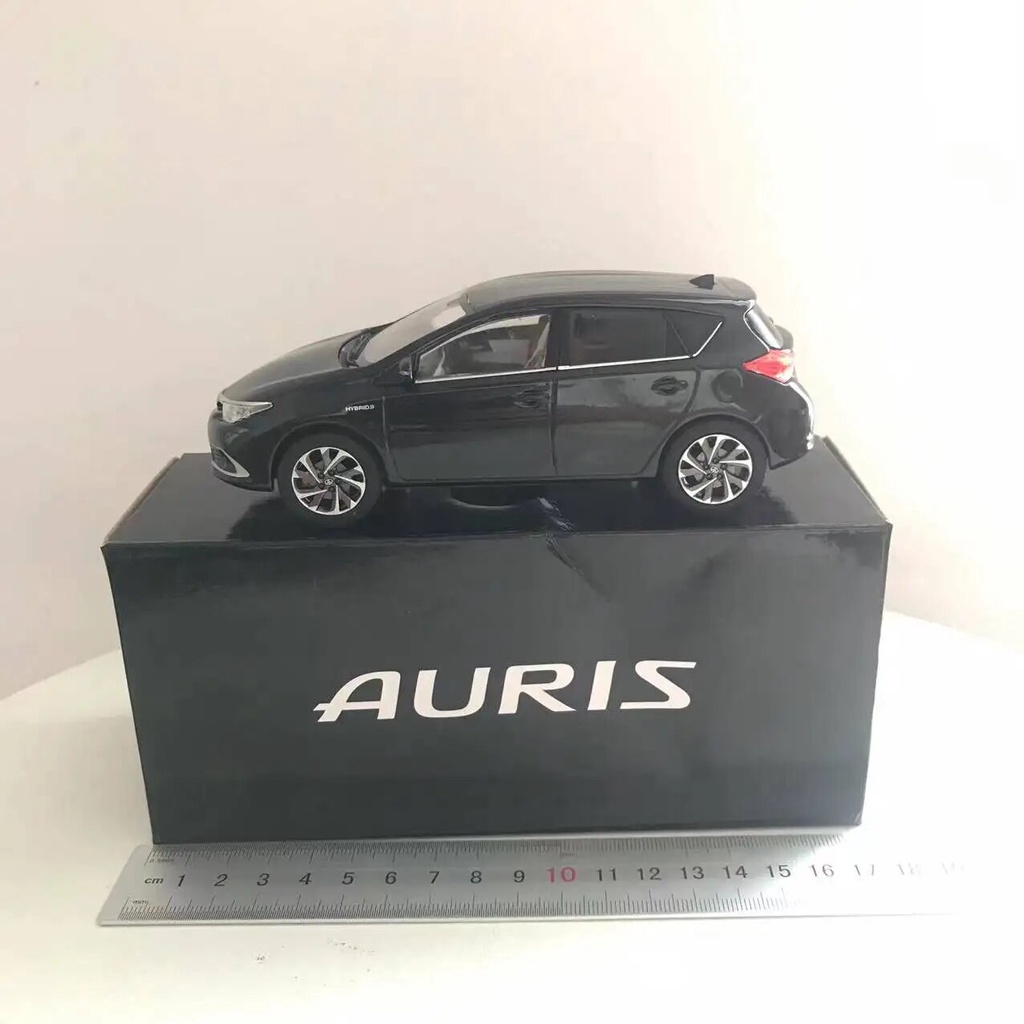 minor-defect-1-30-scale-toyota-auris-rare-die-cast-metal-toy-car-model
