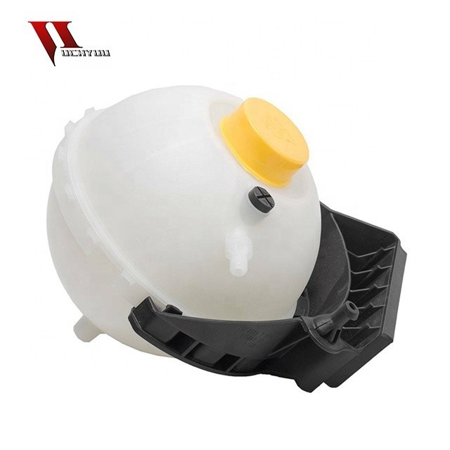 Uchyuu Car Expansion Coolant Water Tank For BMW 320i 428i 228i F20 F30