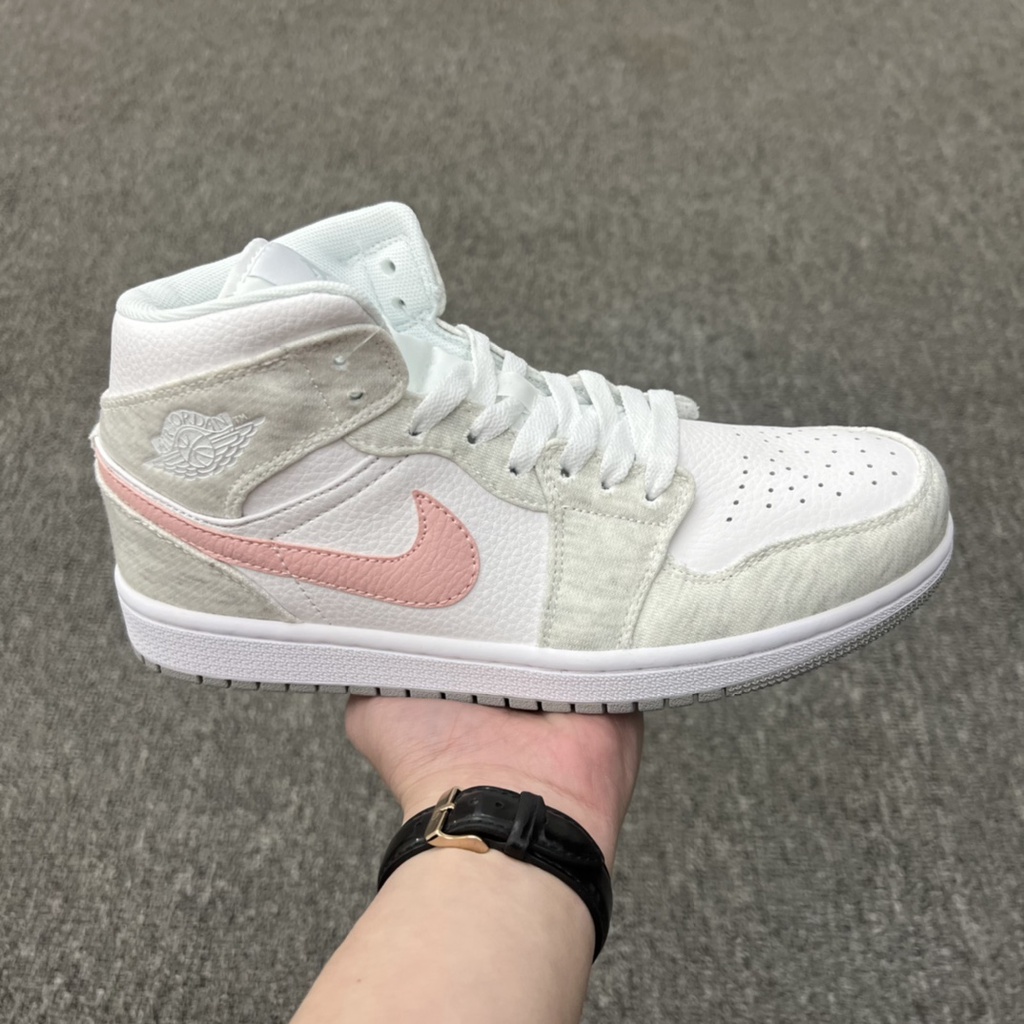 Air Jordan 1 Mid Craft Inside Out Basketball Shoes Are Perfect For Everyday Wear Shopee 9249