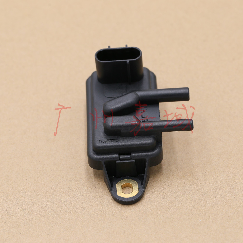 ☄F7UE9J460AA DPFE Bolt On EGR Valve Pressure Feedback Position Sensor