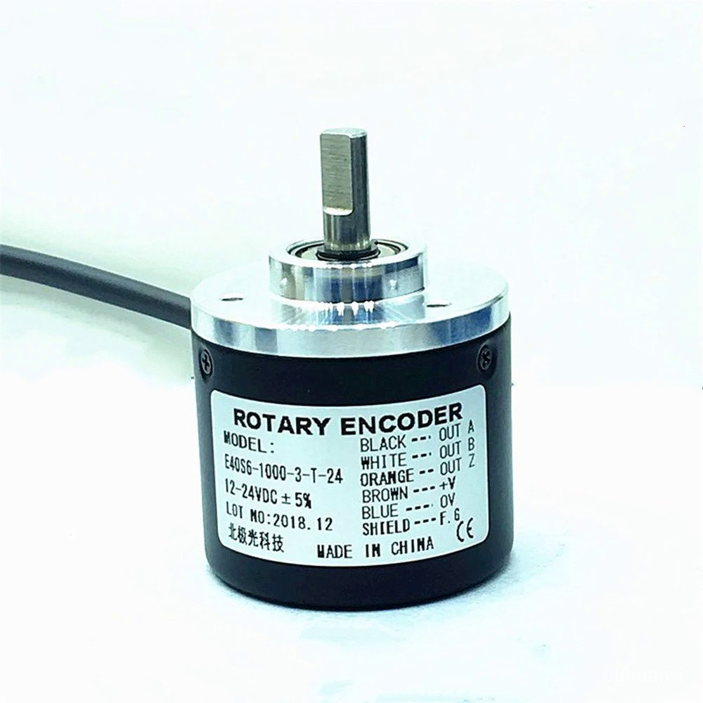 LT0J E40S610003T24 6mm solid shaft 24V dc Totem pole output