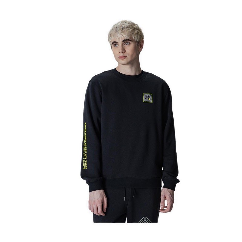 Converse Future Utility Graphic Men's Crew - Converse Black | Shopee ...