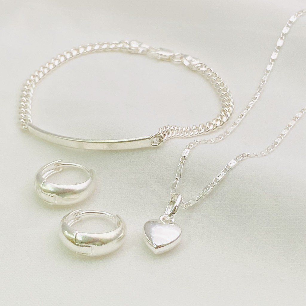 thumbnail image 2 of Stainless Steel Silver Jewelry Set: Pendant Necklace, Stud Earrings, Bracelet (16.5") Z754 2 of 4