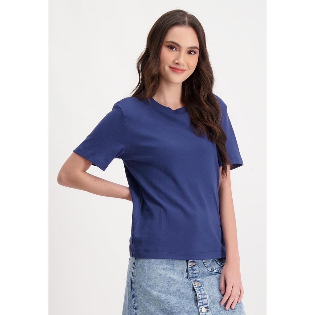 BENCH/ - YOZ0017 - Women's Plain Tee | Shopee Philippines