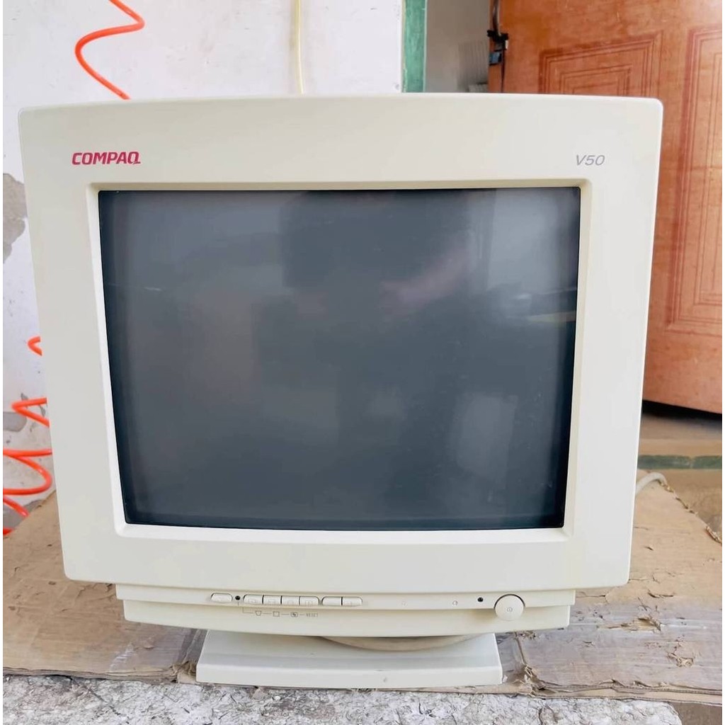 Tube Computer Monitor Old Computer Large Head Monitor Vintage Computer ...