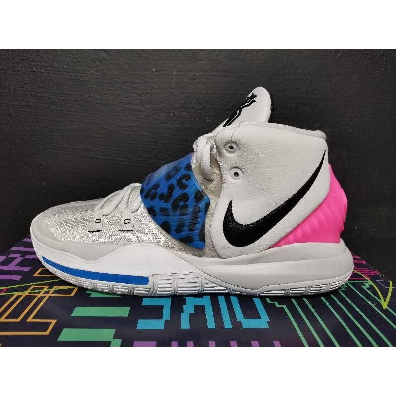 Mall pull out shoes warehouse deals