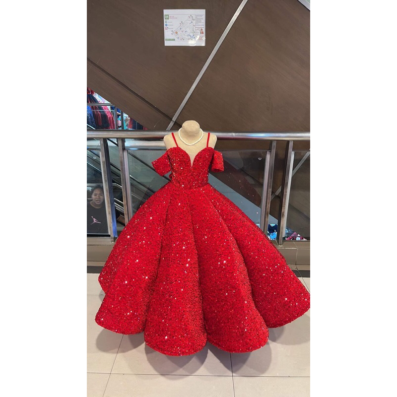 Shopee faible ball gown