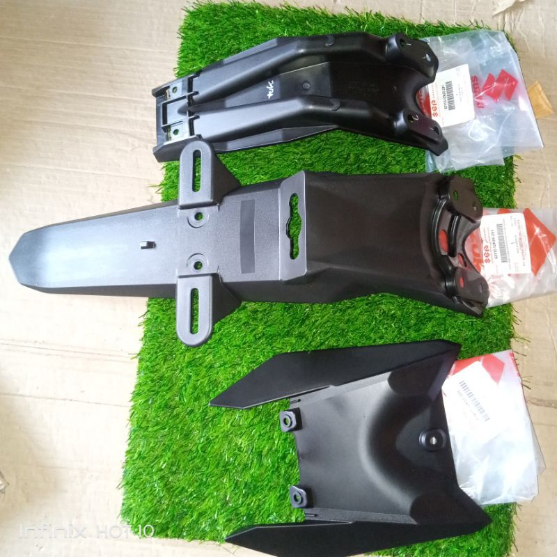 SGP Rear fender Raider 150 Fi set (Rear fender (Rear inner fender ...