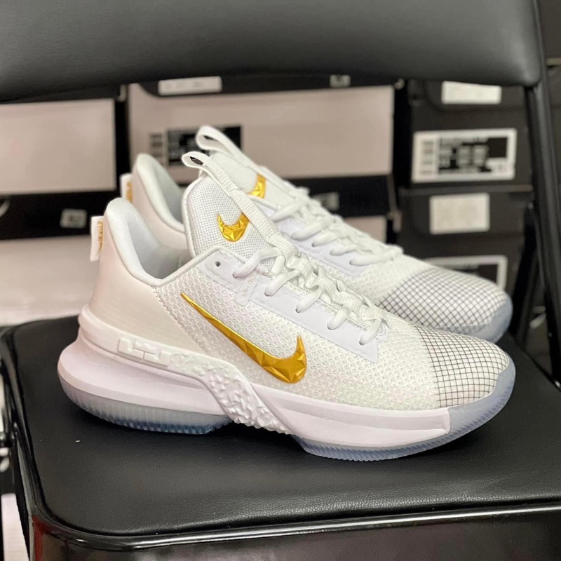 Lebron 2024 13 white