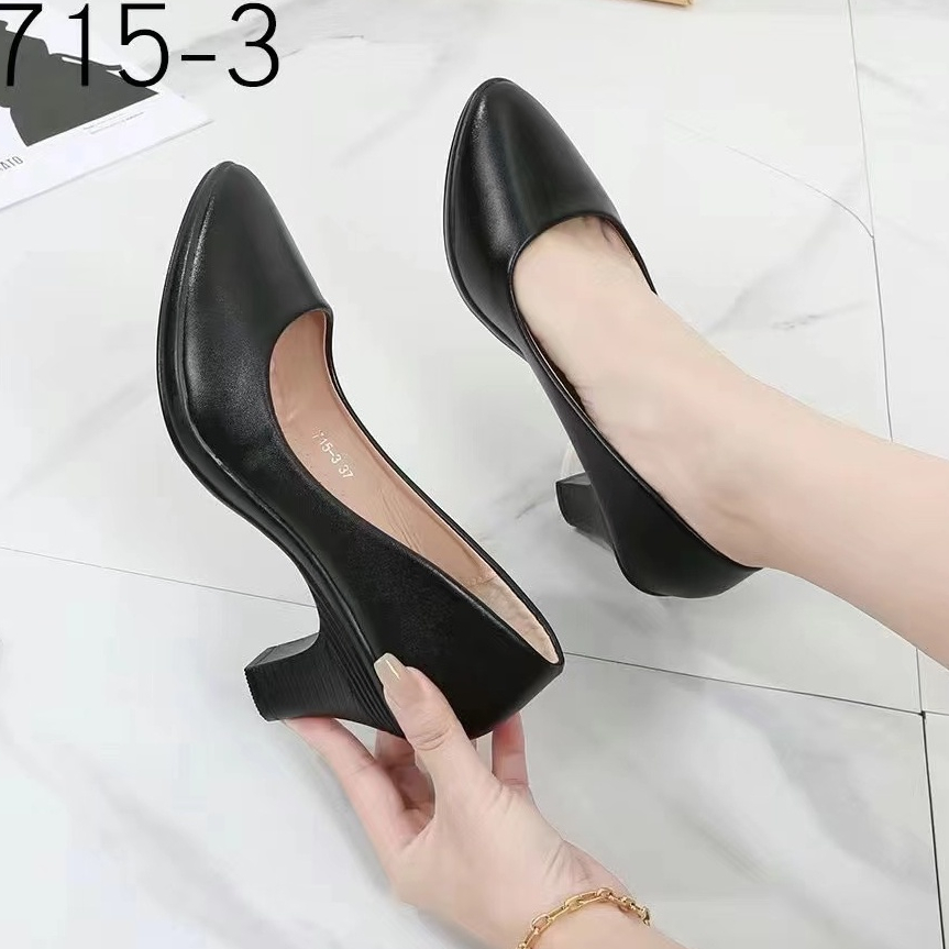 Leather shoes with heels best sale