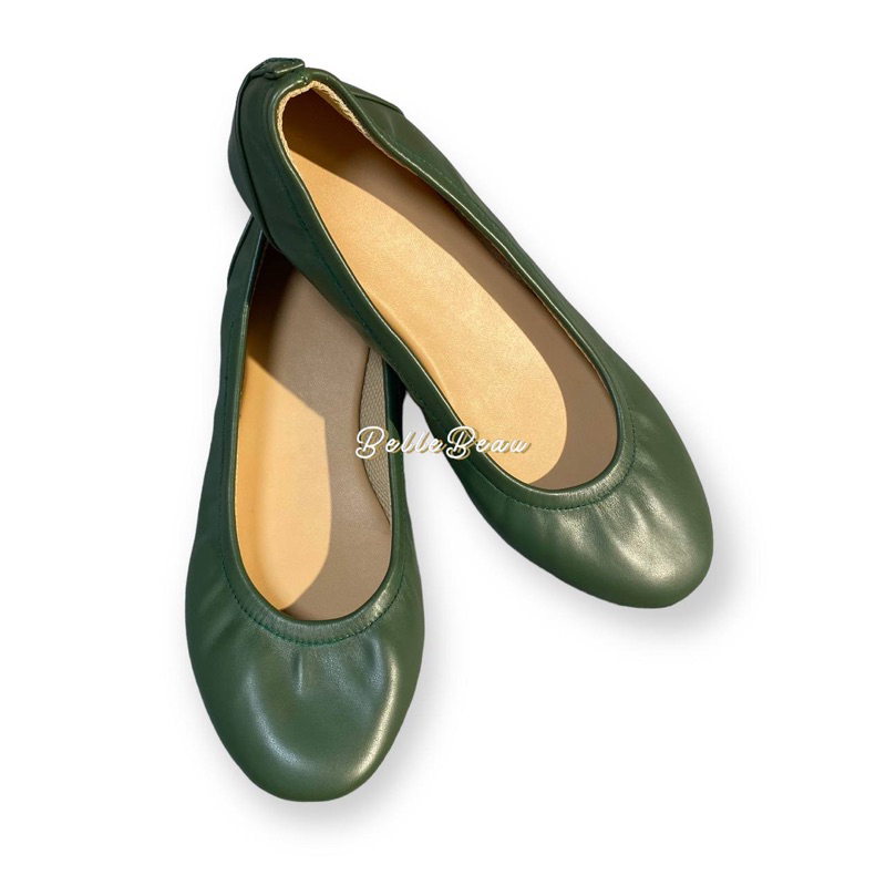 Flat shoes with sale green sole