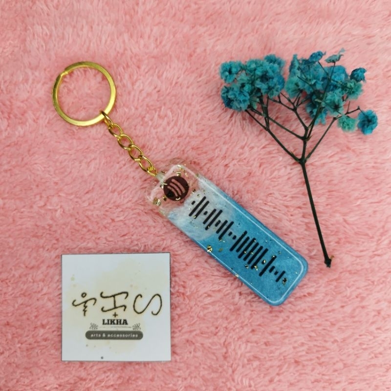 Keychain with working Spotify Codes Resin Keychains Gift Ideas