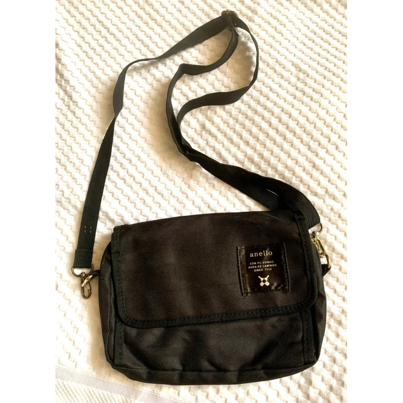 Anello best sale sling bag