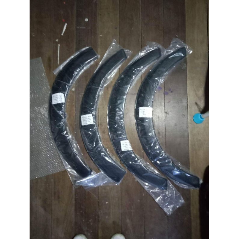 Bushwacker for Toyota Hiace | Shopee Philippines