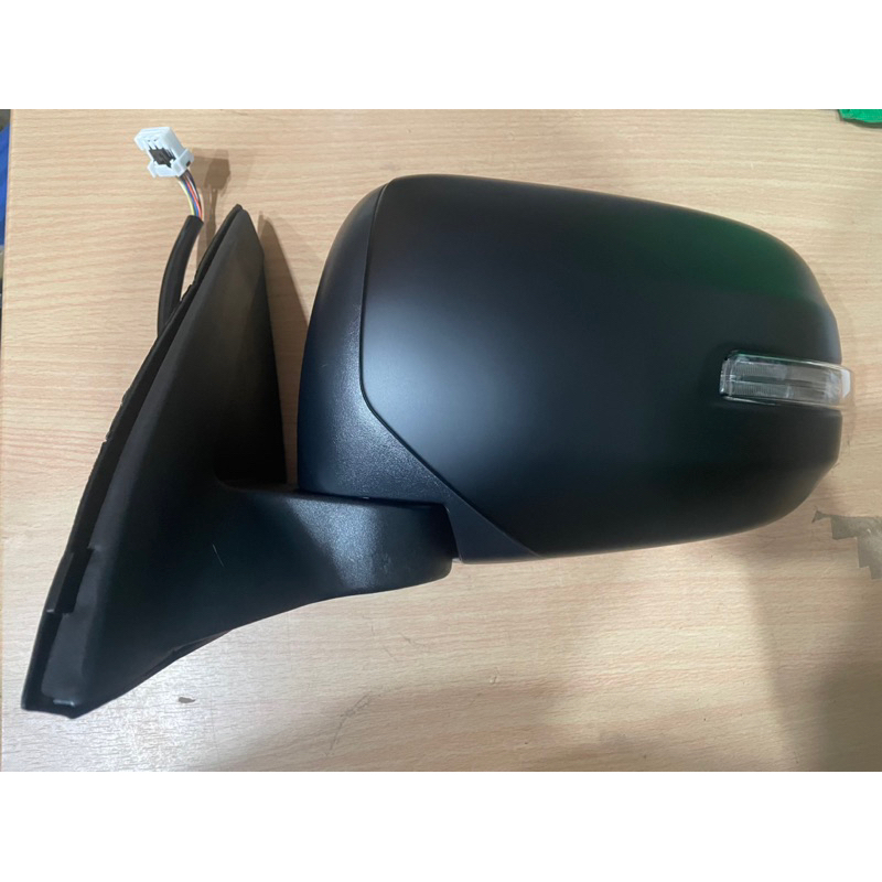 Mitsubishi Montero 20122015 Side Mirror Auto Fold with Light (Black
