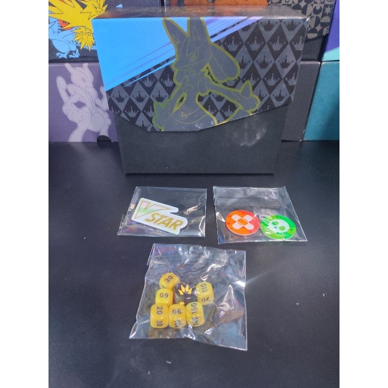 pokemon trading card game crown zenith dice Pokmon Set - 16mm - - Black & Yellow and wield the strength of rare and powerful Pokemon Pokemon TCG Crown Zenith Elite