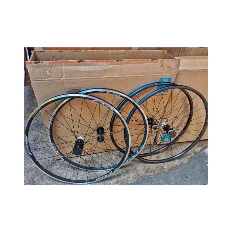 shimano rs100 wheelset