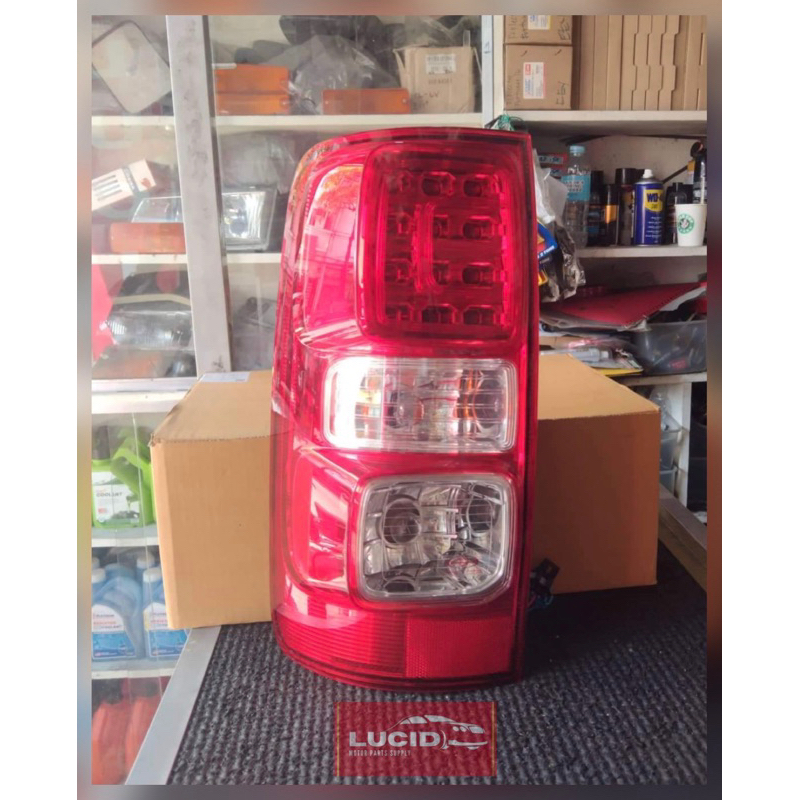 Tail light Colorado 2012 2018 LED type made in Thailand Shopee