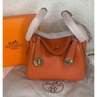 Found an affordable hermes mini lindy inspired purse at @cln.ph