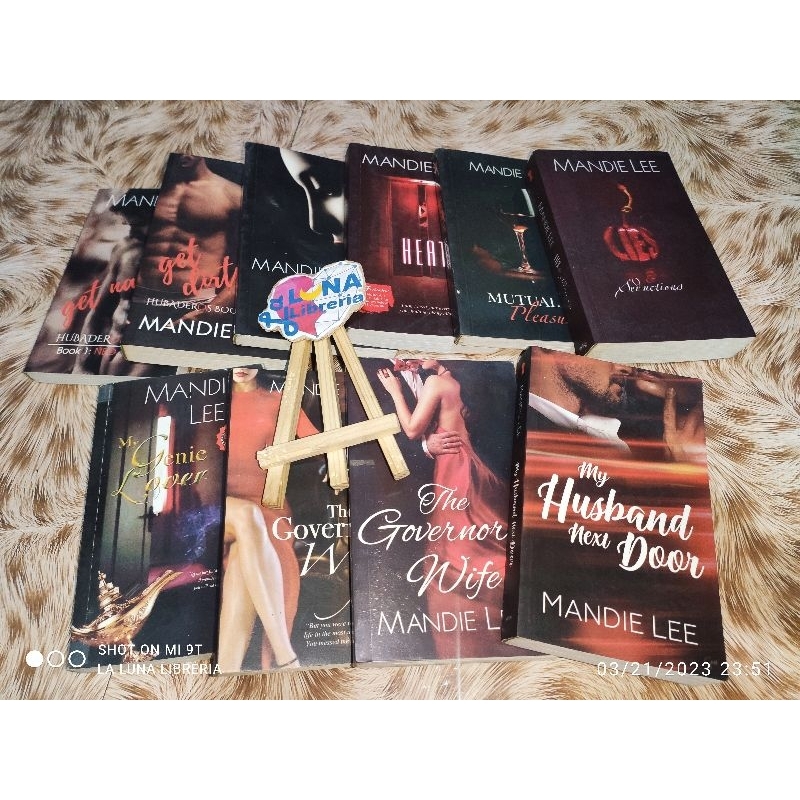 Red Room Mandie Lee / Yumi Sagara PHR Tagalog Romance Pocketbook (Sold