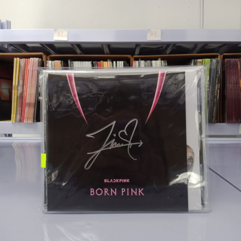 BLACKPINK store JISOO SIGNED CARD + CD