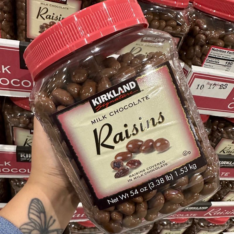 Kirkland Signature Milk Chocolate Covered Raisins 1.53kg,