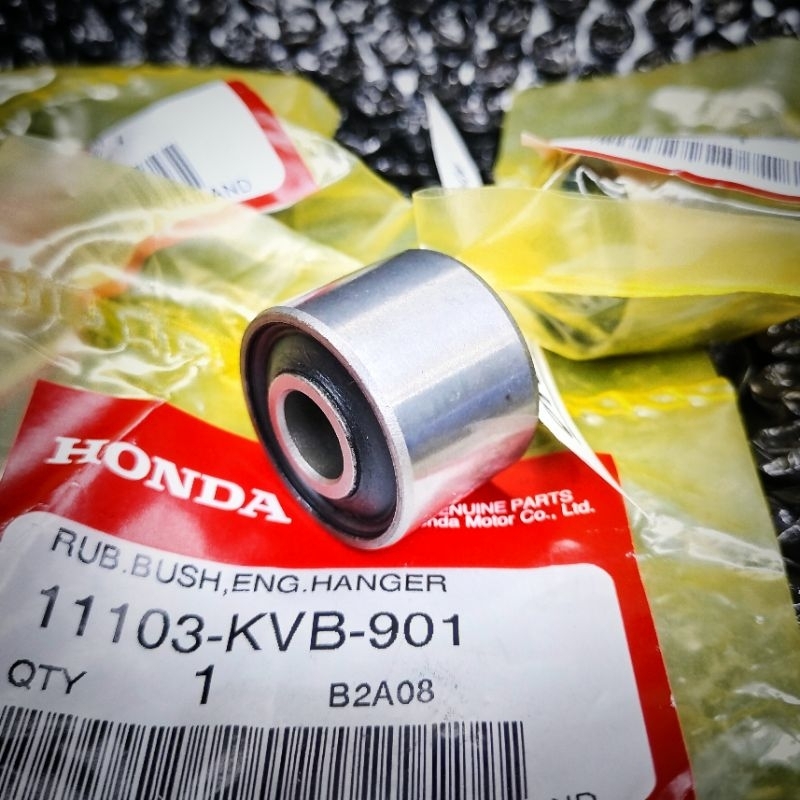 Bush Engine Hanger Rubber Engine Bushing 11103KVB901 For Honda Beat Fi/Carb Click 125/150 1pc