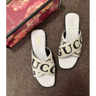 Gucci store slippers online