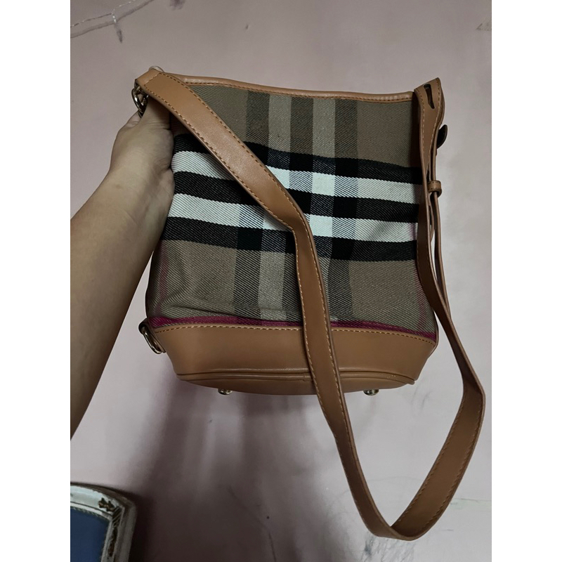burberry sling bag medium Shopee Philippines