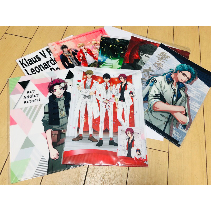 Anime Clear File Folders (message us if you want a pic of the back design of the item) Shopee