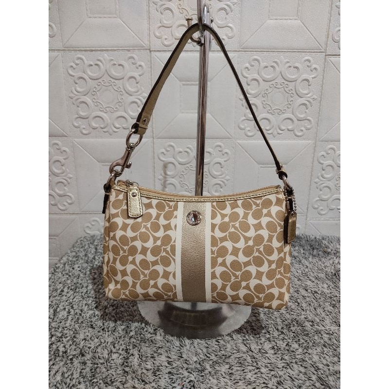 Coach chelsea baguette Y2K kili bag (Original Preloved) Shopee