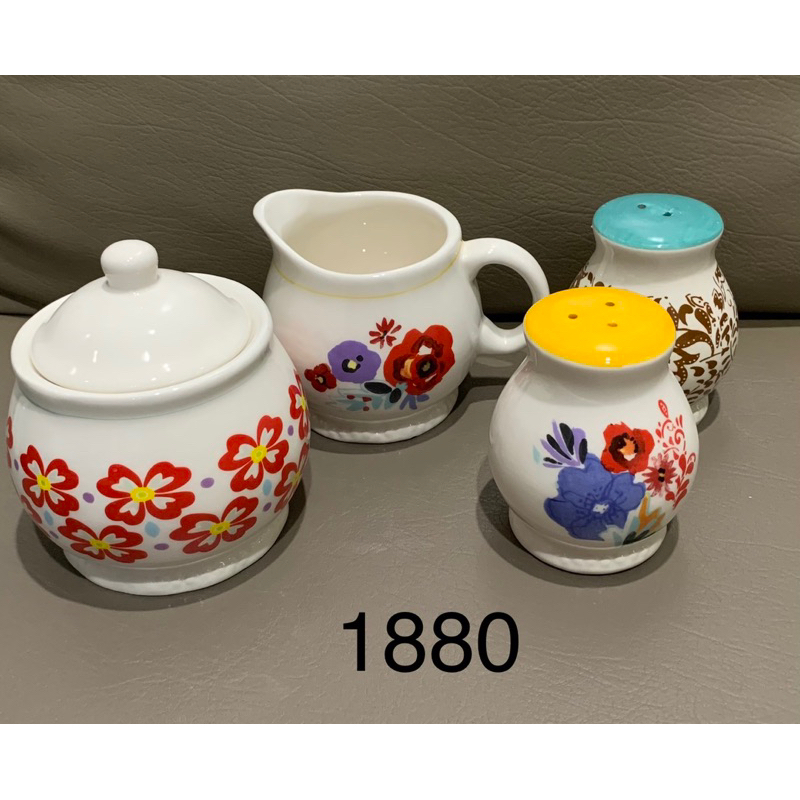 pioneer woman salt and pepper, sugar and creamer set Shopee Philippines
