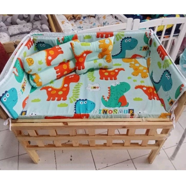 Varnished Wooden Crib Adjustable Dropside w/ Foam, bumper and