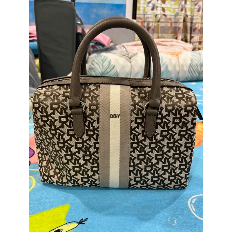 DKNY bag (pre loved) Shopee Philippines