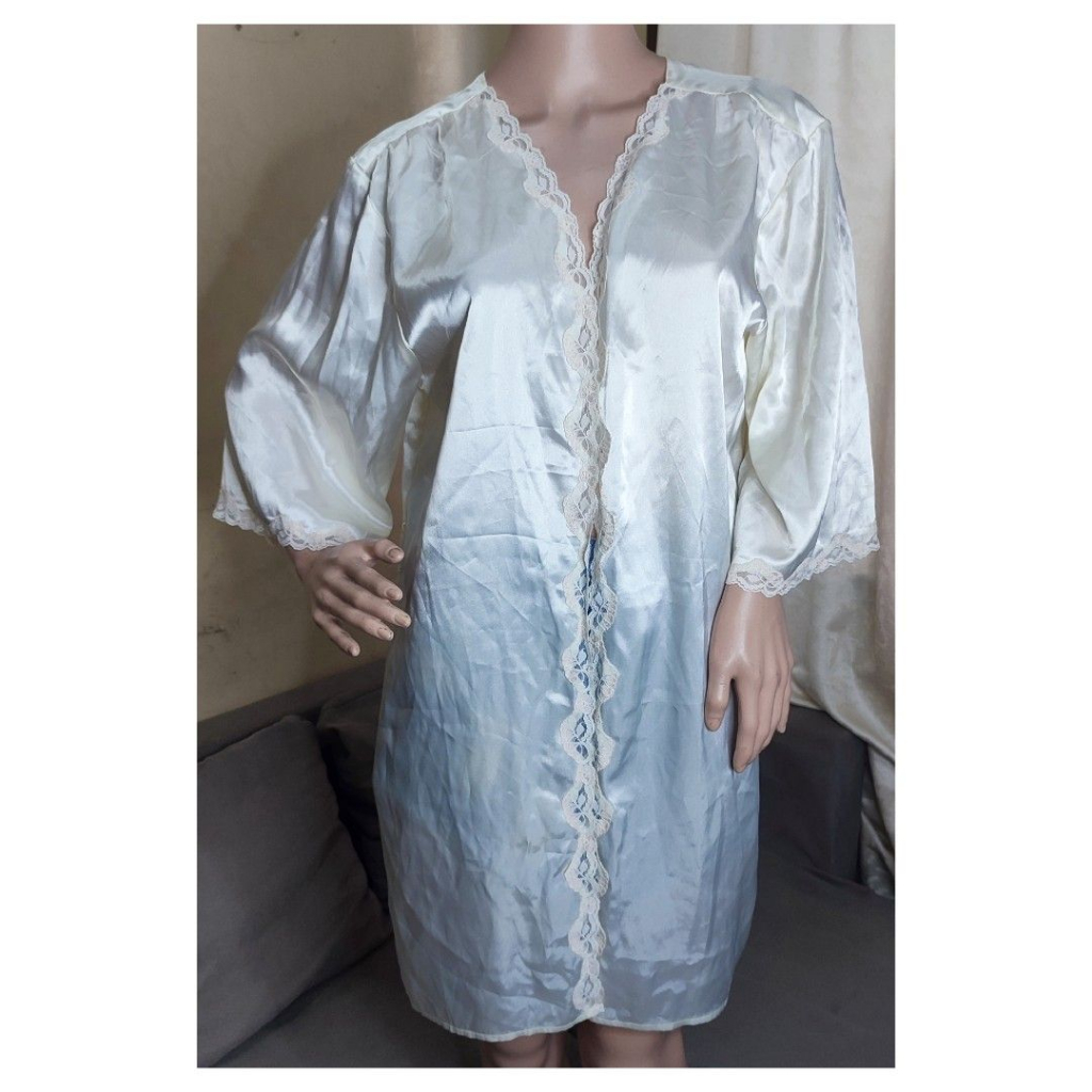 Cream Color Robe Lace Details Very Cute | Shopee Philippines