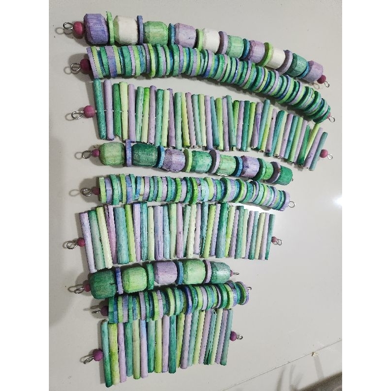 Diogeynu 5 Pcs Pet Bird Food Holder Skewer Toy For Parrots