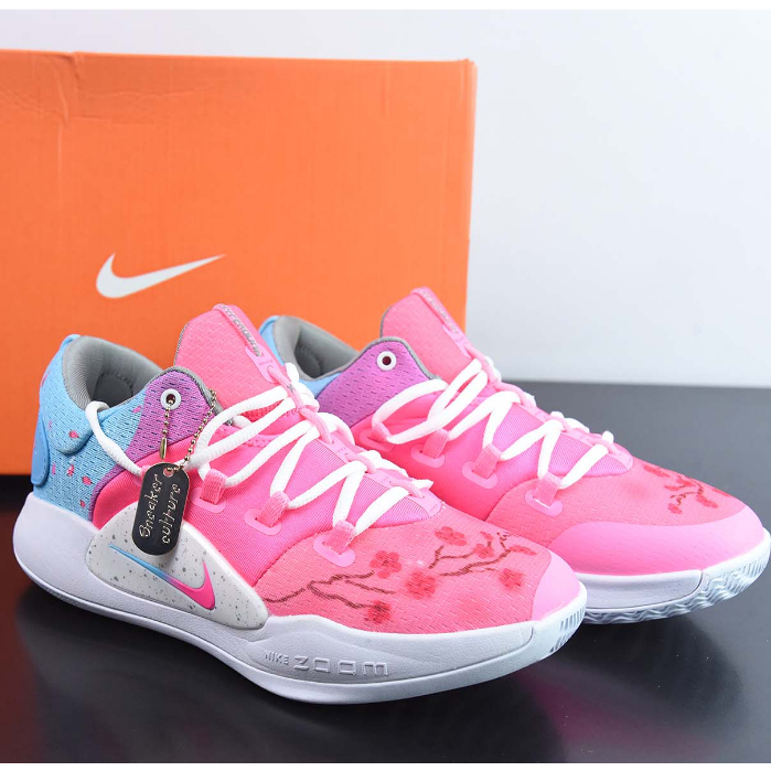 nike low cut basketball shoes