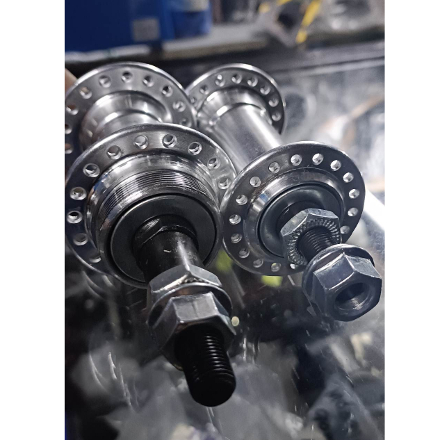 YCY REAR/FRONT ALLOY HUB MADE IN TAIWAN (SOLD AS PAIR ) | Shopee ...