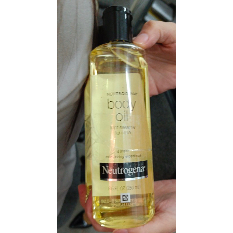 Brand New Auth Body Treats Sunflower Body Oil 250ml / Neutrogena