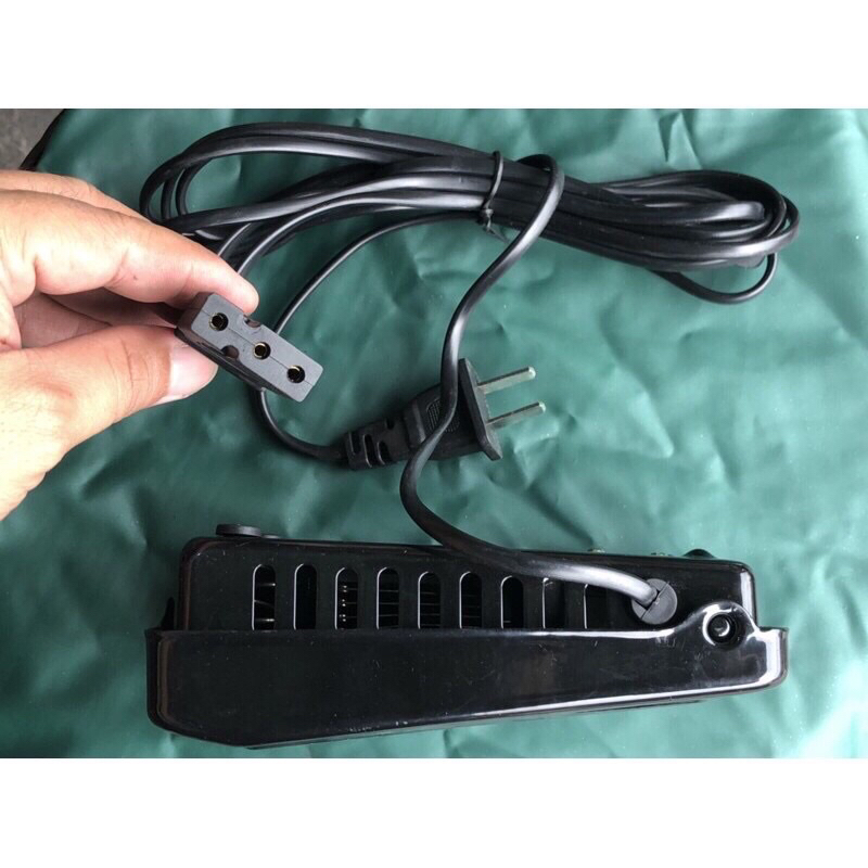 universal foot pedal for any kinds of portable sewing machine & edging 3holes see the picture