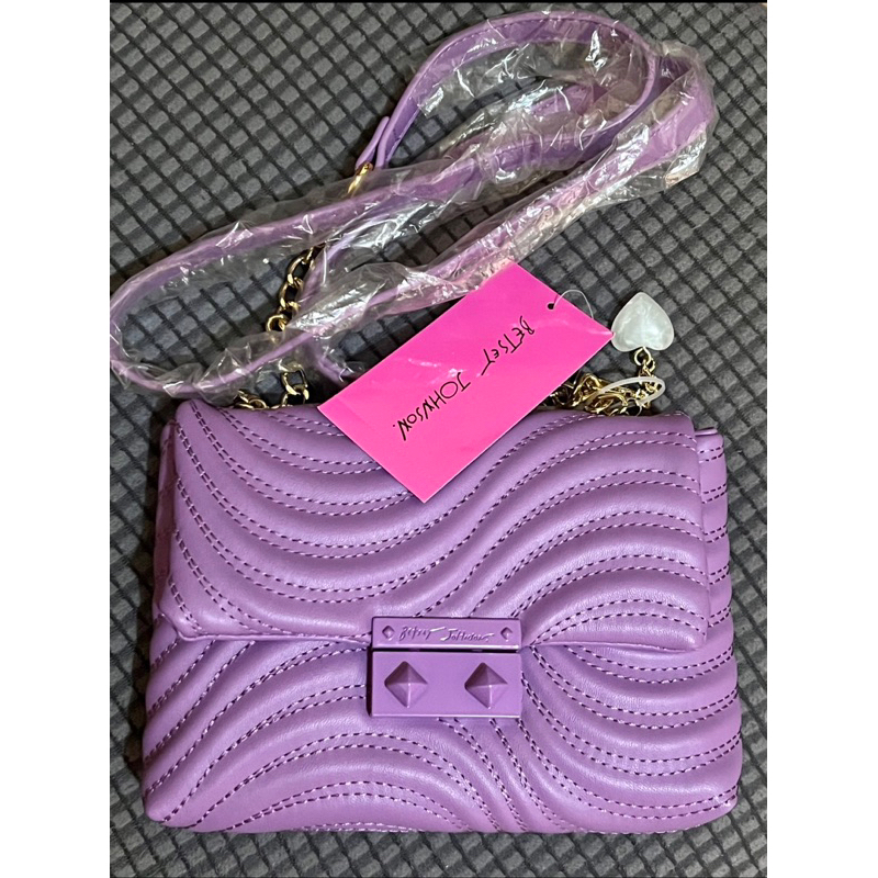 Authentic/original Betsy Johnson crossbody Shopee Philippines