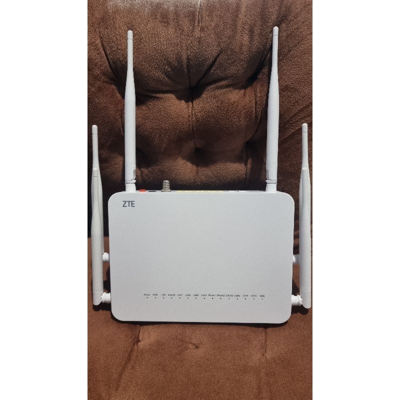 ZTE ZXHN F688 GPON ONT ONU OLT WIFI EXTENDER REPEATER ACCESS POINT