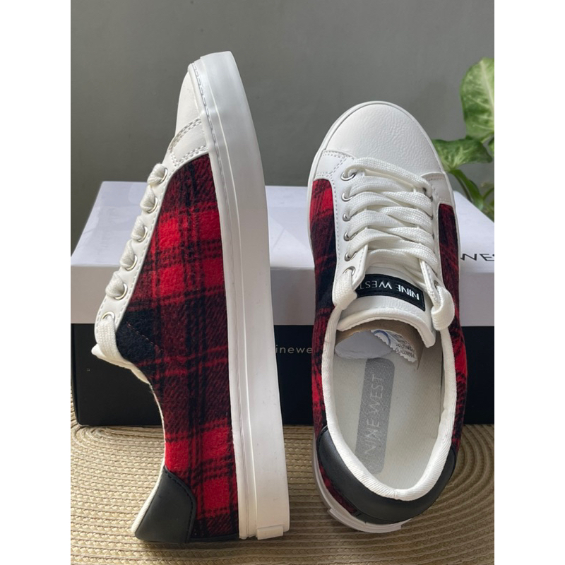 Nine west plaid store shoes