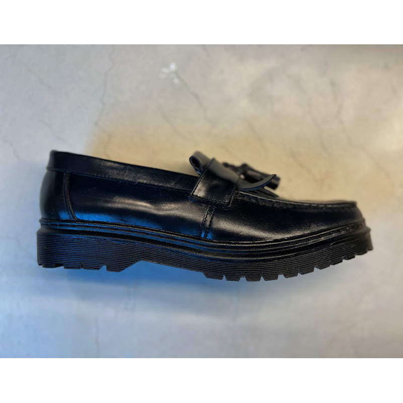 VINCENZO TASSEL LOAFERS ALL COLORWAY | Shopee Philippines