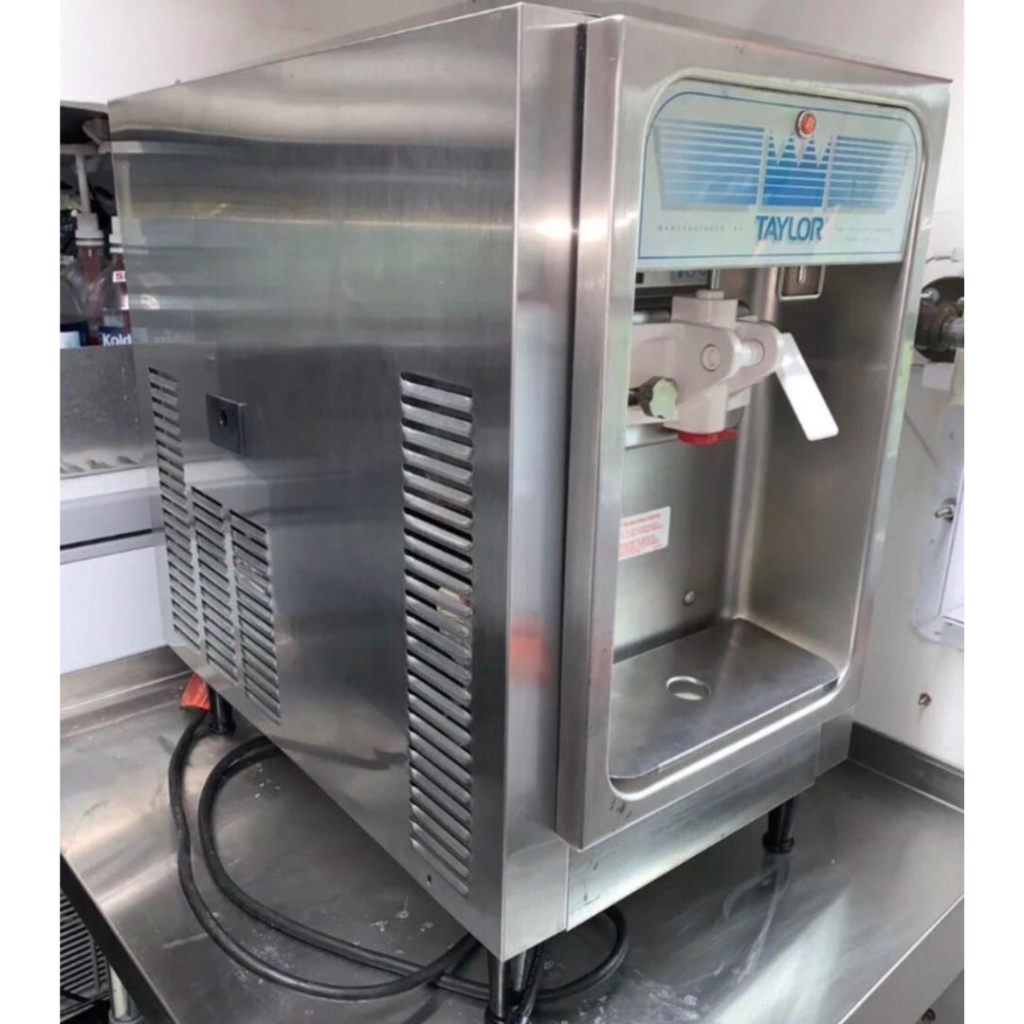 Brand New Original Taylor 152 soft serve ice cream Machine