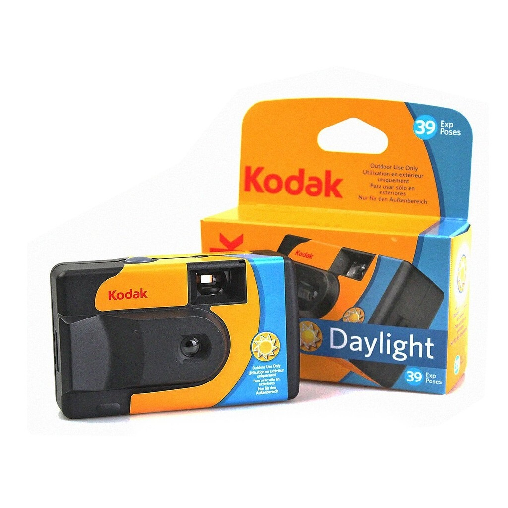 KODAK Disposable Film Cameras Funsaver Daylight Power Flash Sport