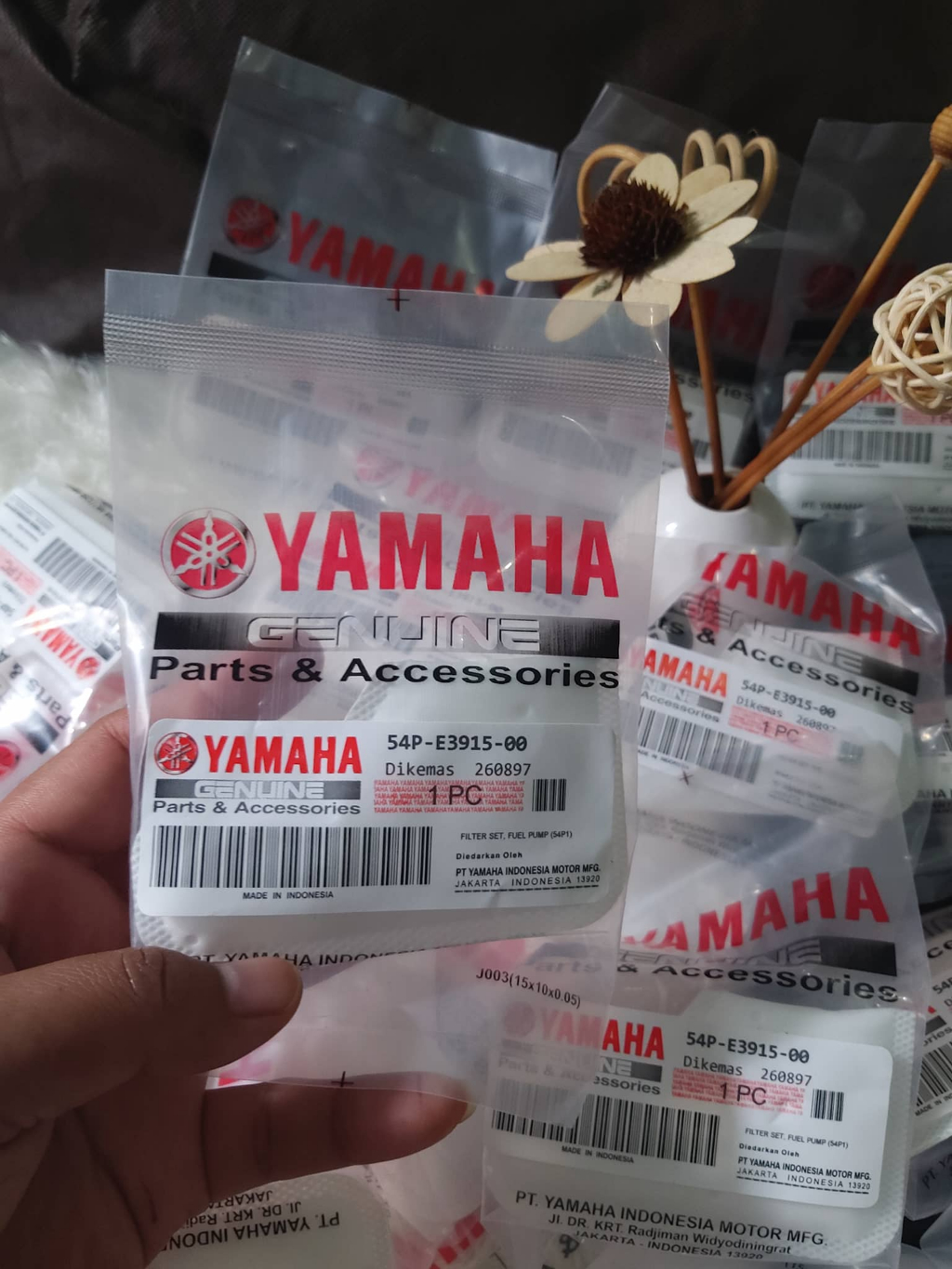 FUEL FILTER PUMP FOR NMAX /AEROX /MIO I 125 /SNIPER 155 Shopee