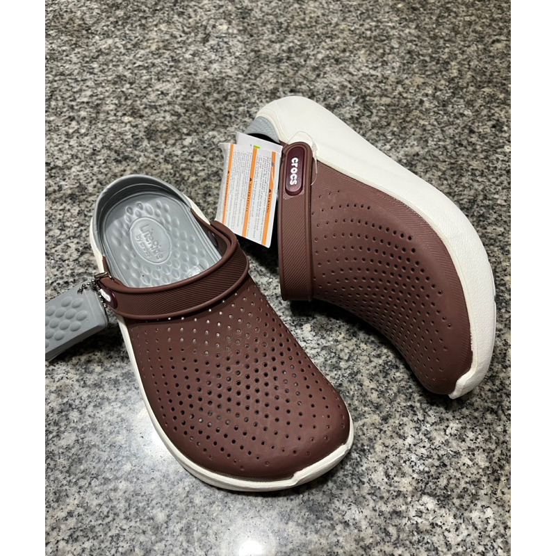 Crocs best sale literide burgundy