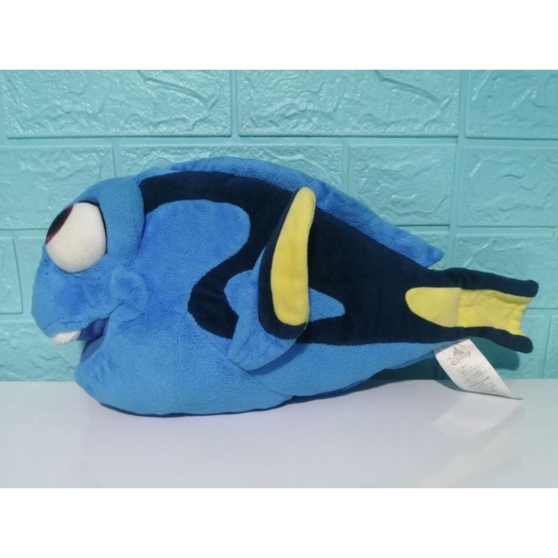 Finding Nemo / Dory Plush Disney Store 17